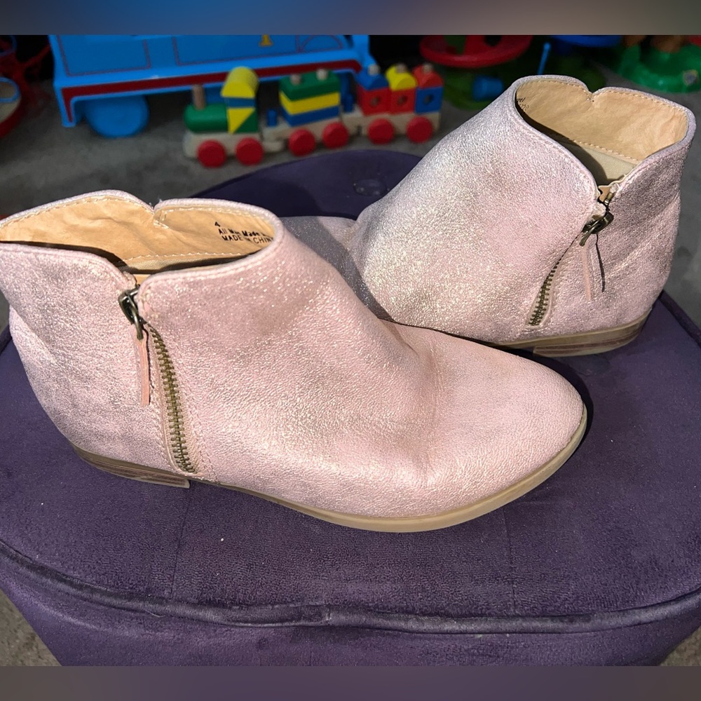 Cat & Jack pink glitter boots size 4